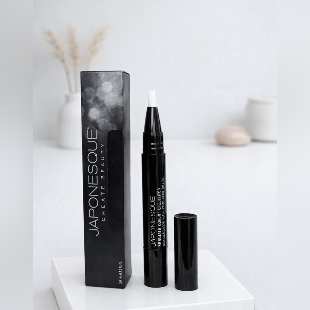 Japonesque Pixelated Color Eyelighter -  Shade 01